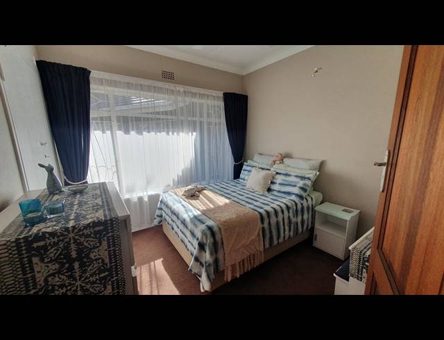 3 BEDROOM FREEHOLD FOR SALE IN RANDHART